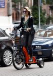 Amsterdam 7 juli 2016
Joelle Witschge opnames commercial / website voor funwheels op de cornelis schuytstraat