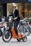 Amsterdam 7 juli 2016
Joelle Witschge opnames commercial / website voor funwheels op de cornelis schuytstraat