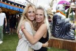 Amsterdam 15 juli 2016 
Day at the park festival in het amsterdamse bos. Jonna en Danny de Boer met vrienden