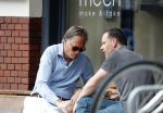Amsterdam 22 juli 2016
Jort Kelder met een vriend op terras bij Mech