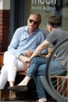 Amsterdam 22 juli 2016
Jort Kelder met een vriend op terras bij Mech