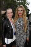 Amsterdam 8 juli 2016
Modeshow Tony Cohen tijdens de amsterdam fashion week op westergasfabriekterrein. Kamaliya Zahoor met haar man