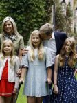 Wassenaar 8 juli 2016
Koninklijk fotouur op de Horsten met Koning Willem Alexander Koningin Maxima en de prinsessen Amalia Ariane en Alexia. Ook de honden zijn erbij.