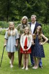 Wassenaar 8 juli 2016
Koninklijk fotouur op de Horsten met Koning Willem Alexander Koningin Maxima en de prinsessen Amalia Ariane en Alexia. Ook de honden zijn erbij.