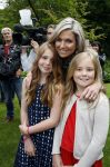 Wassenaar 8 juli 2016
Koninklijk fotouur op de Horsten met Koning Willem Alexander Koningin Maxima en de prinsessen Amalia Ariane en Alexia. Ook de honden zijn erbij.