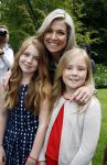 Wassenaar 8 juli 2016
Koninklijk fotouur op de Horsten met Koning Willem Alexander Koningin Maxima en de prinsessen Amalia Ariane en Alexia. Ook de honden zijn erbij.