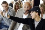 Amsterdam 11 juli 2016 
Modeshow Maria Tailor in de amsterdam Lookout aan het IJ. Jeroen v d Berg met Lil Kleine