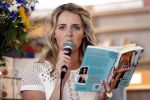 Amsterdam 6 juli 2016
Presentatie nieuwe boek van Liza Sips ( Verraad) bij boekhandel Scheltema.
Vriend Ralph Manheim en zoontje Jonathan.