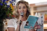 Amsterdam 6 juli 2016
Presentatie nieuwe boek van Liza Sips ( Verraad) bij boekhandel Scheltema.
Vriend Ralph Manheim en zoontje Jonathan.