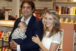 Amsterdam 6 juli 2016
Presentatie nieuwe boek van Liza Sips ( Verraad) bij boekhandel Scheltema.
Vriend Ralph Manheim en zoontje Jonathan.