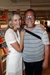 Amsterdam 6 juli 2016
Presentatie nieuwe boek van Liza Sips ( Verraad) bij boekhandel Scheltema.
Vriend Ralph Manheim en zoontje Jonathan. Bastiaan v Schaijk