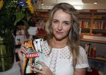 Amsterdam 6 juli 2016
Presentatie nieuwe boek van Liza Sips ( Verraad) bij boekhandel Scheltema.
Vriend Ralph Manheim en zoontje Jonathan.