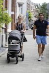 Amsterdam 23 juli 2016
 Liza Sips en Ralph Manheim achter  de kinderwagen.