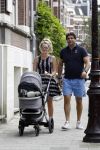 Amsterdam 23 juli 2016
 Liza Sips en Ralph Manheim achter  de kinderwagen.