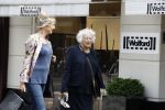 Amsterdam 12 juli 2016 
Marjan Berk met ... op de pc hooftstraat