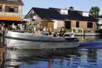 Vreeland 18 juli 2016
Maurice Wijnen met zijn vriend/partner en Rolf Koster aan het varen op de vecht.