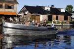 Vreeland 18 juli 2016
Maurice Wijnen met zijn vriend/partner en Rolf Koster aan het varen op de vecht.