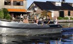 Vreeland 18 juli 2016
Maurice Wijnen met zijn vriend/partner en Rolf Koster aan het varen op de vecht.