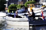 Vreeland 18 juli 2016
Maurice Wijnen met zijn vriend/partner en Rolf Koster aan het varen op de vecht.