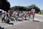 Wijchen 20 juli 2017
Willibrorf Frequin loopt de 100e vierdaagse van Nijmegen. Zijn vriendin Gesina stond naast de kant met drank en hapjes. Willibrord moest met veel fans op de foto. dag 2