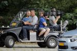 Amsterdam 7 juli 2016 
Connie Breukhoven met haar vriend Eugene v Dun op de fiets in Amsterdam.Opnames Koefnoen met Owen Schumacher Paul Groot Martine Sandifort en Sanne Wallis de Vries. Opnamews vonden plaats in de v Eeghenstraat.