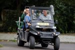 Amsterdam 7 juli 2016 
Connie Breukhoven met haar vriend Eugene v Dun op de fiets in Amsterdam.Opnames Koefnoen met Owen Schumacher Paul Groot Martine Sandifort en Sanne Wallis de Vries. Opnamews vonden plaats in de v Eeghenstraat.