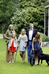 Wassenaar 8 juli 2016
Koninklijk fotouur op de Horsten met Koning Willem Alexander Koningin Maxima en de prinsessen Amalia Ariane en Alexia. Ook de honden zijn erbij.