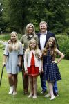 Wassenaar 8 juli 2016
Koninklijk fotouur op de Horsten met Koning Willem Alexander Koningin Maxima en de prinsessen Amalia Ariane en Alexia. Ook de honden zijn erbij.