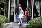 Wassenaar 8 juli 2016
Koninklijk fotouur op de Horsten met Koning Willem Alexander Koningin Maxima en de prinsessen Amalia Ariane en Alexia. Ook de honden zijn erbij.