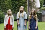 Wassenaar 8 juli 2016
Koninklijk fotouur op de Horsten met Koning Willem Alexander Koningin Maxima en de prinsessen Amalia Ariane en Alexia. Ook de honden zijn erbij.