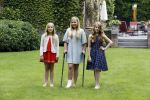 Wassenaar 8 juli 2016
Koninklijk fotouur op de Horsten met Koning Willem Alexander Koningin Maxima en de prinsessen Amalia Ariane en Alexia. Ook de honden zijn erbij.