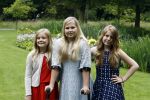 Wassenaar 8 juli 2016
Koninklijk fotouur op de Horsten met Koning Willem Alexander Koningin Maxima en de prinsessen Amalia Ariane en Alexia. Ook de honden zijn erbij.