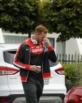 Schiphol 7 juli 2016
Robert harting op de parkeerplaats bij het van der valk hotel schiphol.