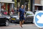 Amsterdam 23 juli 2016
 Robert jensen doet boodschappen met zijn mercedes SL 500 cabrio
