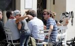 Amsterdam 15 juli 2016
Barry en Sandra Hay op terras met vrienden waaronder Ruben Nicolai en Regina Romeijn.