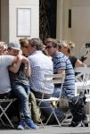Amsterdam 15 juli 2016
Barry en Sandra Hay op terras met vrienden waaronder Ruben Nicolai en Regina Romeijn.