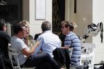 Amsterdam 15 juli 2016
Barry en Sandra Hay op terras met vrienden waaronder Ruben Nicolai en Regina Romeijn.