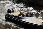 Amsterdam 11 juli 2016
Opnames the hitmans bodyguard met Samuel L Jackson. Ook een look a like van Samuel speelt mee. Opnames vomnden plaats op de grachten van amsterdam.
