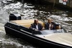 Amsterdam 11 juli 2016
Opnames the hitmans bodyguard met Samuel L Jackson. Ook een look a like van Samuel speelt mee. Opnames vomnden plaats op de grachten van amsterdam.