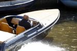 Amsterdam 11 juli 2016
Opnames the hitmans bodyguard met Samuel L Jackson. Ook een look a like van Samuel speelt mee. Opnames vomnden plaats op de grachten van amsterdam.