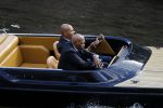 Amsterdam 11 juli 2016
Opnames the hitmans bodyguard met Samuel L Jackson. Ook een look a like van Samuel speelt mee. Opnames vomnden plaats op de grachten van amsterdam.
