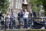Amsterdam 11 juli 2016
Opnames the hitmans bodyguard met Samuel L Jackson. Ook een look a like van Samuel speelt mee. Opnames vomnden plaats op de grachten van amsterdam.