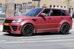 Amsterdam 6 juli 2016 
Tonny Vilhena in zijn range rover sport aan het winkelen in amsterdam zuid