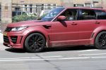 Amsterdam 6 juli 2016 
Tonny Vilhena in zijn range rover sport aan het winkelen in amsterdam zuid