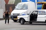 Amsterdam 15 juli 2016
Isa Hoes heeft problemen met haar auto/mercedes en wordt geholpen door de ANWB