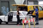 Amsterdam 15 juli 2016
Isa Hoes heeft problemen met haar auto/mercedes en wordt geholpen door de ANWB