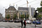 Amsterdam 28 juni 2017 
De bijenkorf en de duurst appartementen van Nederland. In dit complex heeft Edgar Davids 2 appartementen gekocht
