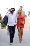 ibiza 23 juni 2017
Opening restarant club Xaxa van EWesley Sneijder en zijn vrouw Yolanthe Sneijder Cabau op eht strand van Cala Tarida. Peter v Merksteijn met vriendin