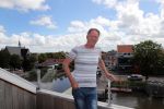 Harlingen, 25 Juni 2017
Piet Paulusma zijn huis en met zijn dochters en in aktie