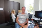 Harlingen, 25 Juni 2017
Piet Paulusma zijn huis en met zijn dochters en in aktie